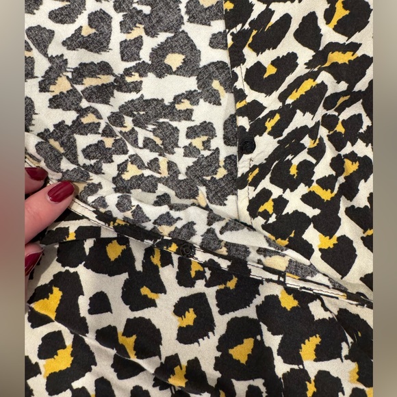 Blouse - Picture 3 of 4